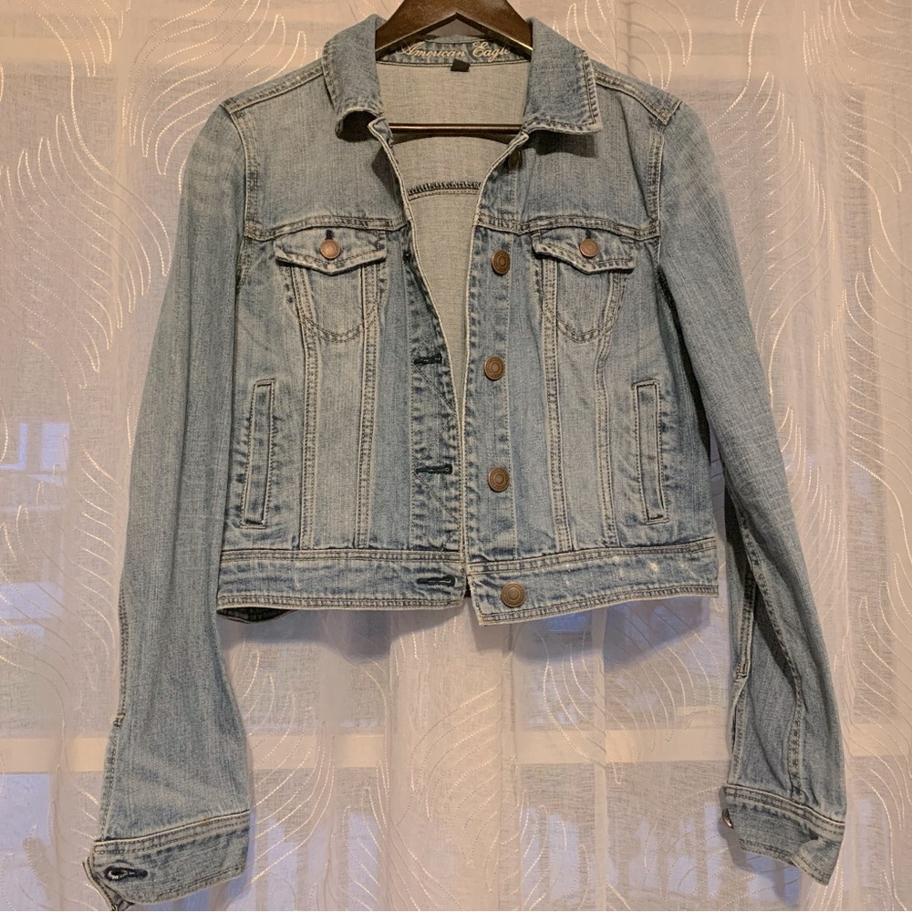Women’s Crop Jean Jacket